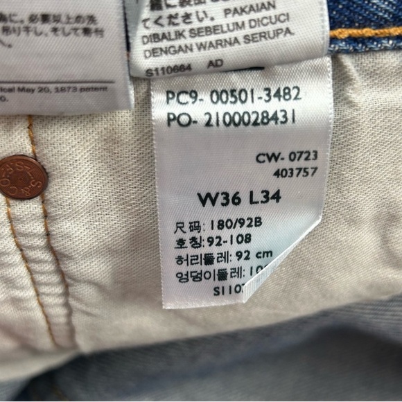 NWT Levi’s 501 Original Fit Jeans - Picture 4 of 15